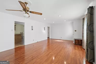 894 Chapman Drive, Macon, GA 31211 - Photo 5