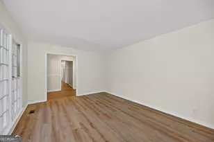 2866 Glen Echo Dr, Lizella, GA 31052 - Photo 17