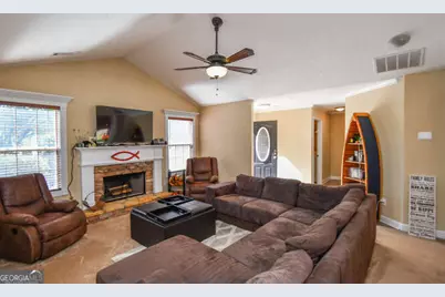 886 Jefferson Walk Circle, Jefferson, GA 30549 - Photo 13