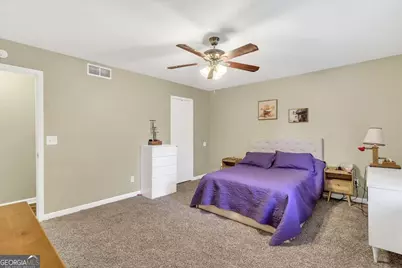 450 Valley Woods Circle SE, Conyers, GA 30094 - Photo 17