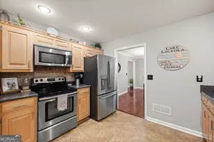 22 Laurel Park Dr, Cleveland, GA 30528 - Photo 7