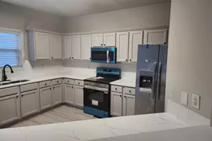 138 Shady View Pl, Lawrenceville, GA 30044 - Photo 3