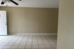 323 Carriage Ln, Albany, GA 31721 - Photo 3