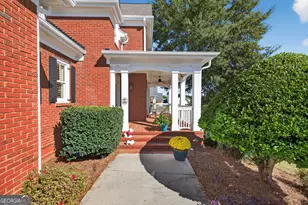 675 Garden Cir, Statham, GA 30666 - Photo 3