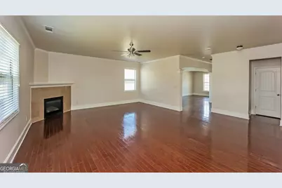 561 Greyhound Court, Union City, GA 30291 - Photo 3