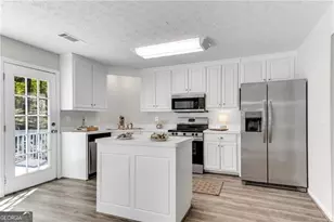 540 Alcovy Hills Dr, Lawrenceville, GA 30045 - Photo 9