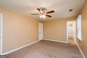 3438 Mansfield Ln, Snellville, GA 30039 - Photo 11