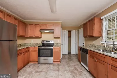 3438 Mansfield Lane, Snellville, GA 30039 - Photo 7