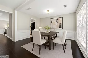 186 Wallnut Hall Cir, Woodstock, GA 30189 - Photo 3