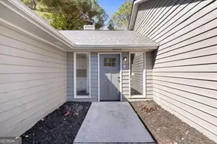 1603 Golf Link Dr, Stone Mountain, GA 30088 - Photo 5