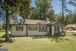 214 S 3rd St, Warner Robins, GA 31088 - Photo 1
