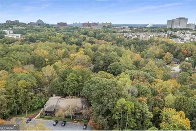 1307 Cumberland Court SE, Smyrna, GA 30080 - Photo 7