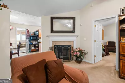 290 Whistle Way, Locust Grove, GA 30248 - Photo 9