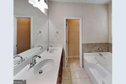 3838 Humber Court, Cumming, GA 30040 - Photo 7