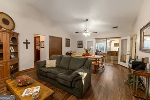 10990 Clearwater Dr, Hampton, GA 30228 - Photo 11