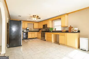 246 W Peach Ave, Kingsland, GA 31548 - Photo 3