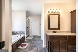 219 Rowland Cir, Byron, GA 31008 - Photo 21