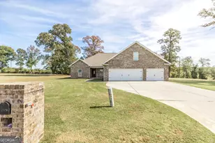 219 Rowland Cir, Byron, GA 31008 - Photo 3