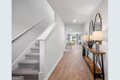 1024 Lakes Boulevard, Brunswick, GA 31525 - Photo 7