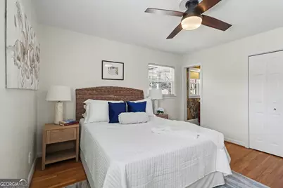 490 E Pharr Road, Decatur, GA 30030 - Photo 15