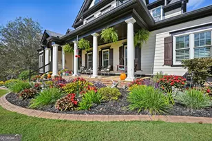 395 Beaumont Farms Dr, Sharpsburg, GA 30277 - Photo 5