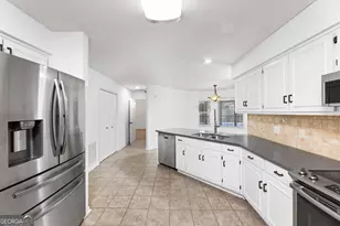 4524 Hedingham Ln, Columbus, GA 31907 - Photo 3