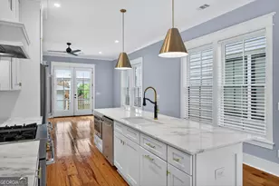 551 E Gwinnett St, Savannah, GA 31401 - Photo 7