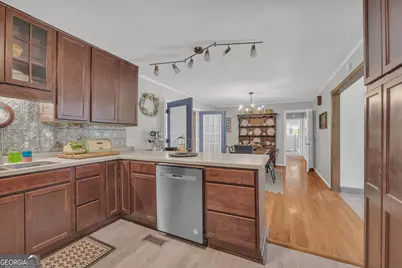 396 Brookwood Drive, Lavonia, GA 30553 - Photo 17