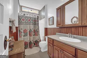 105 S Thomas St, Elberton, GA 30635 - Photo 41