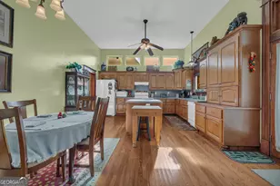 105 S Thomas St, Elberton, GA 30635 - Photo 27