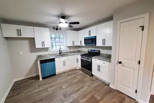 5406 Megan Rd, Stone Mountain, GA 30088 - Photo 17