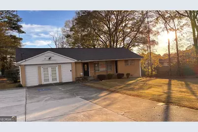 724 King Road, Riverdale, GA 30274 - Photo 1