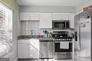 6980 Roswell Rd, Sandy Springs, GA 30328 - Photo 7