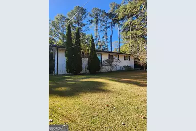 3969 W Hilda Circle, Decatur, GA 30035 - Photo 1