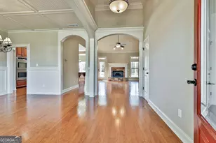 18 Lake View Ct, Senoia, GA 30276 - Photo 5