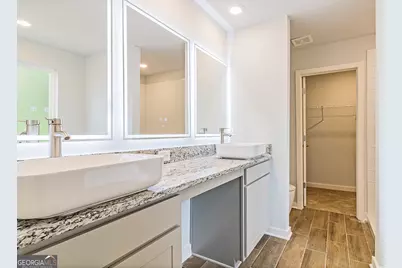 300 Glenhaven Drive #001D, Lagrange, GA 30241 - Photo 9