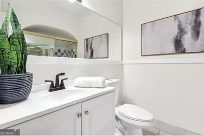 617 Hamilton E Holmes Drive, Atlanta, GA 30318 - Photo 15