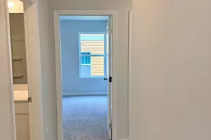 1100 NW Wedgewood Dr, Atlanta, GA 30318 - Photo 17