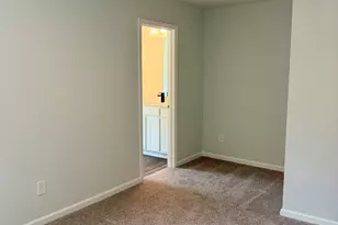 1100 NW Wedgewood Dr, Atlanta, GA 30318 - Photo 23