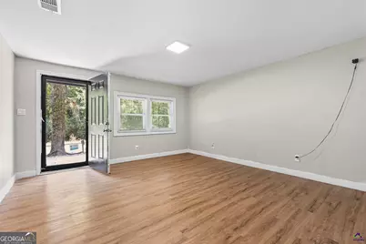 3846 Log Cabin Drive, Macon, GA 31204 - Photo 5