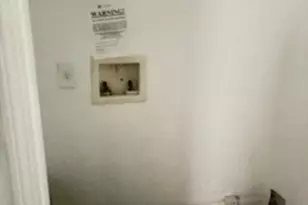 5552 Lakeside Dr, Union City, GA 30291 - Photo 11