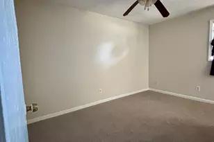 2956 Holland Ct, East Point, GA 30344 - Photo 7