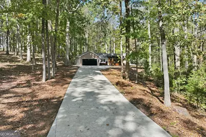 257 Lake Place Drive, Lavonia, GA 30553 - Photo 11