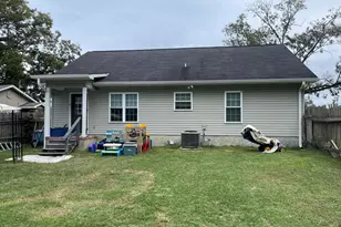 823 N Main St, Statesboro, GA 30458 - Photo 5