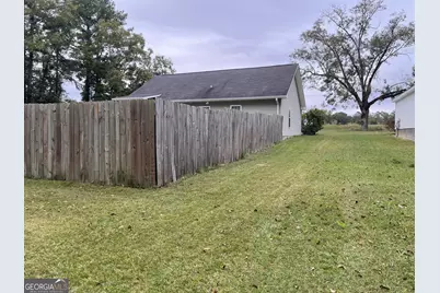 823 N Main Street, Statesboro, GA 30458 - Photo 3