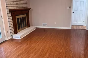 736 Valley Creek Dr, Stone Mountain, GA 30083 - Photo 9