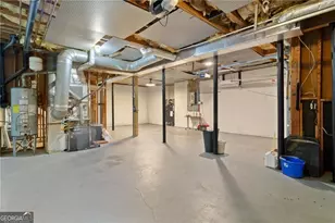 650 Corbin Lake Ct, Atlanta, GA 30350 - Photo 35