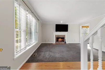 650 Corbin Lake Court, Atlanta, GA 30350 - Photo 7