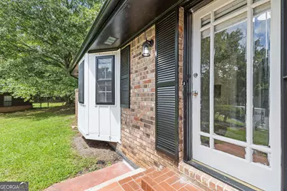 120 Melanie Court, South Fulton, GA 30349 - Photo 9