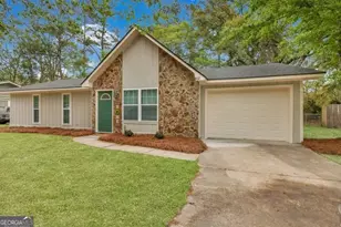 812 Spanish Oak Dr, Hinesville, GA 31313 - Photo 1